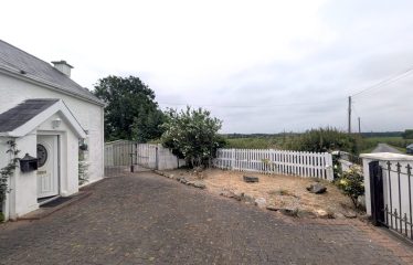 ‘Rose Cottage’, Ballyclemock,  Newbawn, Co  Wexford  Y35WP76