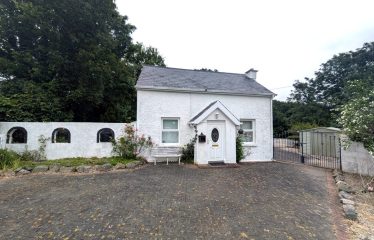 ‘Rose Cottage’, Ballyclemock,  Newbawn, Co  Wexford  Y35WP76
